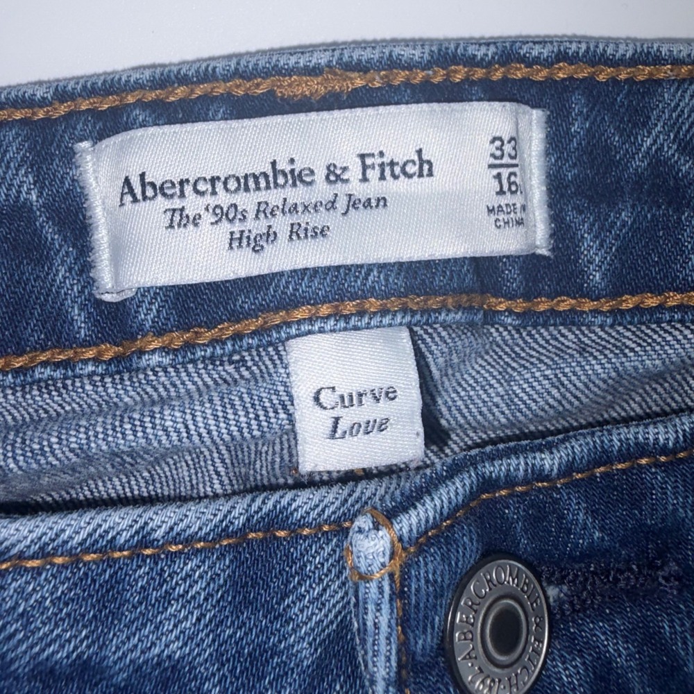 Abercrombie & Fitch Curve Love The 90s Relaxed Jean High Rise Blue 33 16 Regular - Picture 2 of 7